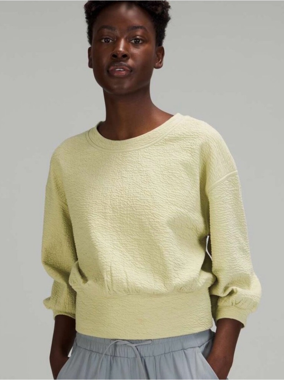 Lululemon Textured Crewneck Pullover Cropped 3/4 Sleeve Sweatshirt Dew Green 4